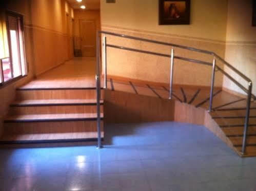 Oyo Hotel Los Alamos Plasencia Εξωτερικό φωτογραφία